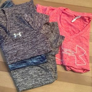 Lot of 4 V neck Under Armour tops in size Medium